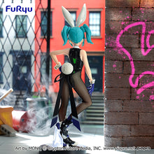 Load image into Gallery viewer, Piapro Figure Hatsune Miku BiCute Bunnies Street Violet ver. FuRyu
