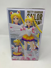 Load image into Gallery viewer, Sailor Moon Figure Glitter &amp; Glamours Eternal Sailor Moon Bandai
