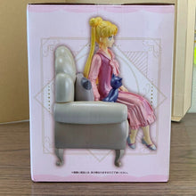 Load image into Gallery viewer, Sailor Moon Figure Cosmos Usagi &amp; Luna Antique Style Ichiban Kuji LAST Prize  Bandai Namco
