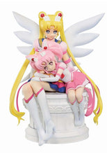 Load image into Gallery viewer, Sailor Moon Figure Eternal Sailor Moon &amp; Sailor Chibi Moon Ichibansho Bandai
