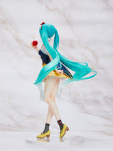 Load image into Gallery viewer, Piapro Figure Hatsune Miku Princess Wonderland Snow White Ver. Taito
