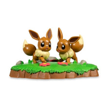 Load image into Gallery viewer, Pokemon Figure Eevee Duo An Afternoon With Eevee and Friends Funko Pokemon Center
