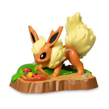 Load image into Gallery viewer, Pokemon Figure Flareon An Afternoon With Eevee and Friends Funko

