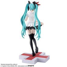 Load image into Gallery viewer, Paipro Figure Hatsune Miku Project DIVA Mega 39&#39;s Supreme Luminasta SEGA
