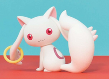 Load image into Gallery viewer, Puella Magi Madoka Magica: The Movie Rebellion Figure Kyubey (Ver. A) Fluffy Puffy Bandai
