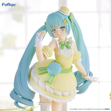 Load image into Gallery viewer, Piapro Figure Hatsune Miku Sweet Sweets Citron Macaron Ver. Exceed Creative FuRyu
