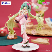 Load image into Gallery viewer, Piapro Figure Hatsune Miku Sweet Sweets Ichi Matcha Parfait Sakura Ver. Exceed Creative FuRyu
