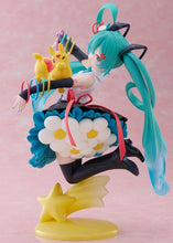 Load image into Gallery viewer, Piapro x Gymnic Figure Hatsune Miku and Rody 39/Thank You Ver. Artist Masterpiece+ Taito
