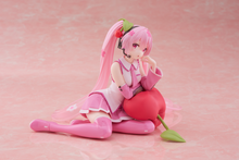 Load image into Gallery viewer, Sakura Miku Desktop Cute Prize Figure - Cherry Cushion ver. TAITO
