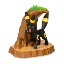 Load image into Gallery viewer, Pokemon Figure Umbreon An Afternoon With Eevee and Friends Funko Pokemon Center
