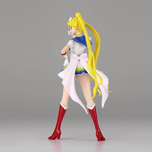 Load image into Gallery viewer, Sailor Moon Figure Usagi Eternal the Movie Super Sailor Moon
